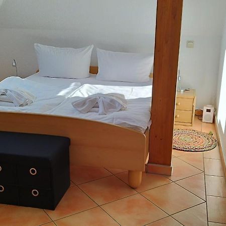 Traumblick Und Komfort - Lichtdurchflutete 85 Qm Wohnung Nahe Suedstrand Goehren Inklusive Schwimmbad Und Sauna Im Ahoi Sellin Exterior foto