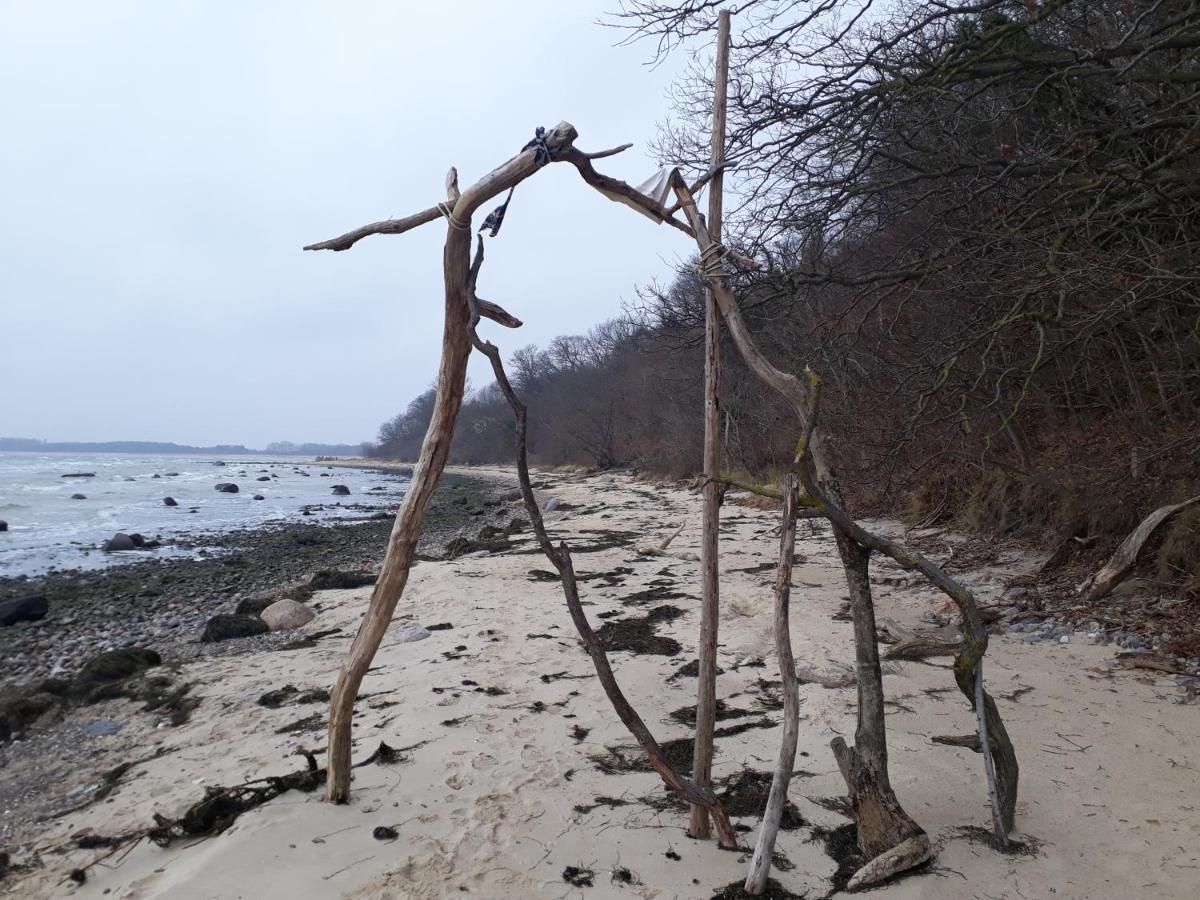 Traumblick Und Komfort - Lichtdurchflutete 85 Qm Wohnung Nahe Suedstrand Goehren Inklusive Schwimmbad Und Sauna Im Ahoi Sellin Exterior foto