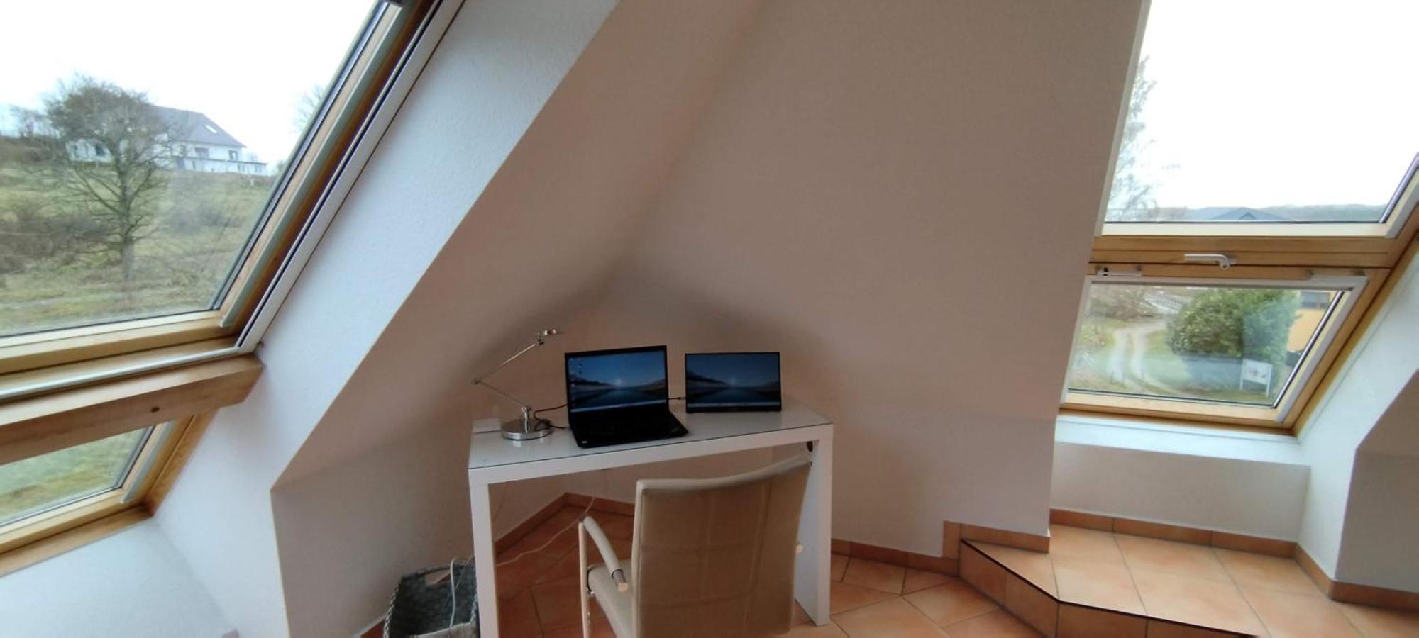 Traumblick Und Komfort - Lichtdurchflutete 85 Qm Wohnung Nahe Suedstrand Goehren Inklusive Schwimmbad Und Sauna Im Ahoi Sellin Exterior foto